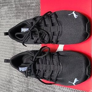 PUMA SOFTFOAM+ Sneakers Size 7.5